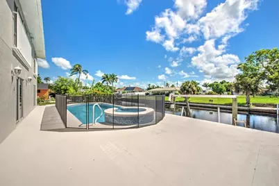 4424 N Canal Circle, North Fort Myers, FL 33903 - Photo 6