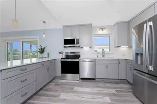 1082 Haste Ln, Englewood, FL 34223 - Photo 6