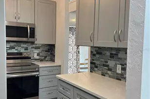 686 White Pine Tree Rd, Venice, FL 34285 - Photo 12