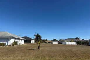 7218 Peacock Ln, Englewood, FL 34224 - Photo 12