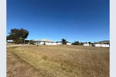 7218 Peacock Lane, Englewood, FL 34224 - Photo 2