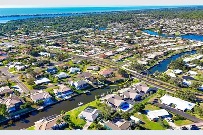 373 Ardenwood Drive, Englewood, FL 34223 - Photo 4