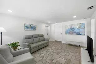 2090 Pennsylvania Ave, Englewood, FL 34224 - Photo 6