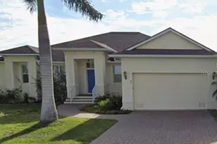 42 Pine Valley Pl, Rotonda West, FL 33947 - Photo 1