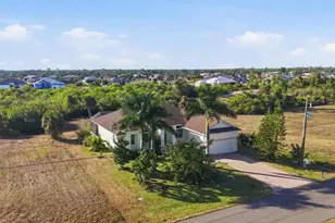 42 Pine Valley Pl, Rotonda West, FL 33947 - Photo 34