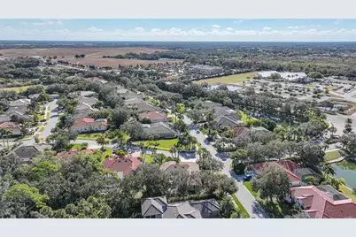 3878 Royal Hammock Boulevard, Sarasota, FL 34240 - Photo 56