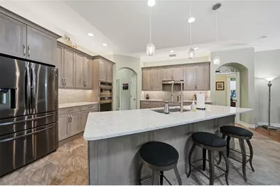 3878 Royal Hammock Boulevard, Sarasota, FL 34240 - Photo 10