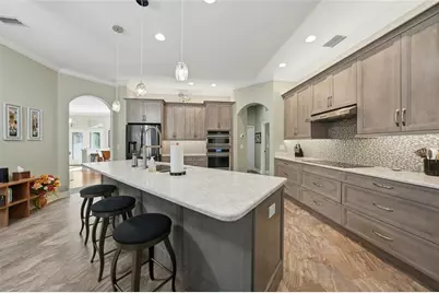 3878 Royal Hammock Boulevard, Sarasota, FL 34240 - Photo 10