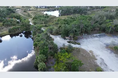 3346 Goldfinch Lane, Englewood, FL 34224 - Photo 14
