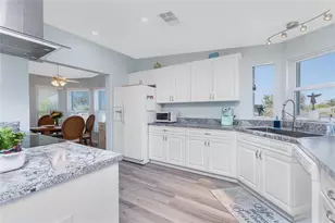 9134 Kestral Cir, Englewood, FL 34224 - Photo 4