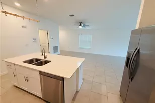 4034 San Clemente Ct, North Fort Myers, FL 33917 - Photo 8