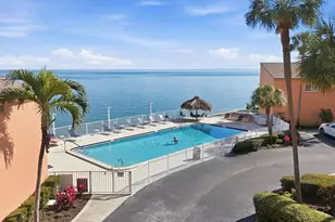 7430 Sunshine Skyway Ln S, Saint Petersburg, FL 33711 - Photo 38