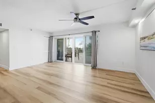 7430 Sunshine Skyway Ln S, Saint Petersburg, FL 33711 - Photo 14