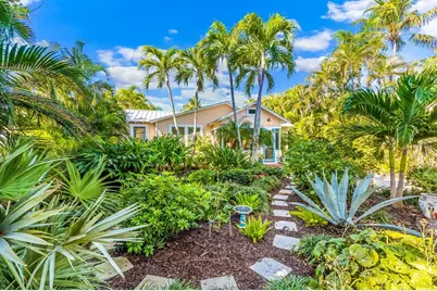 361 Tarpon Avenue, Boca Grande, FL 33921 - Photo 2