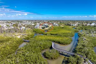 8025 Weyers Ct, Englewood, FL 34224 - Photo 2