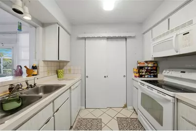 157 Deerfield Avenue NE, Port Charlotte, FL 33952 - Photo 8