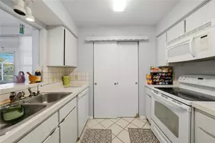 157 Deerfield Ave NE, Port Charlotte, FL 33952 - Photo 8