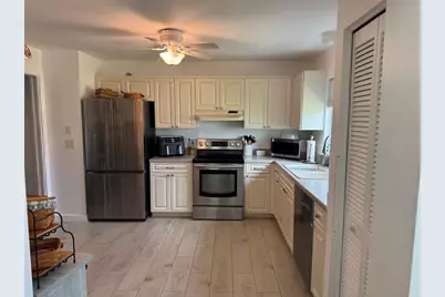 660 Linden Drive, Englewood, FL 34223 - Photo 10