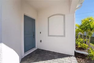 8117 Shr Lk Dr, Englewood, FL 34224 - Photo 8