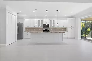 721 Redbud Ct, Englewood, FL 34223 - Photo 8