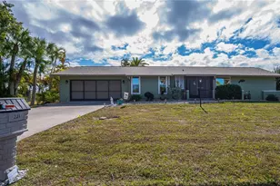 236 Annapolis Ln, Rotonda West, FL 33947 - Photo 1