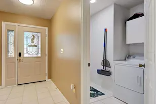 5022 Seagrass Dr, Venice, FL 34293 - Photo 8