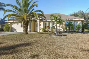 23 Sportsman Terrace, Rotonda West, FL 33947 - Photo 2