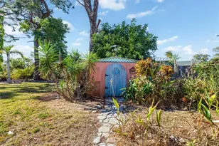 2091 Oyster Creek Dr, Englewood, FL 34224 - Photo 32