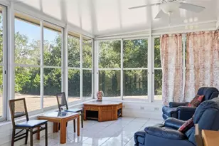 2069 Finland Dr, Spring Hill, FL 34609 - Photo 6