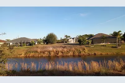 7 Medalist Lane, Rotonda West, FL 33947 - Photo 8
