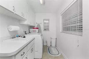 416 Devonshire Ln, Venice, FL 34293 - Photo 42