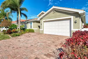 11666 Parrotfish St, Venice, FL 34292 - Photo 2