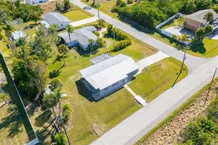 9080 Griggs Rd, Englewood, FL 34224 - Photo 34