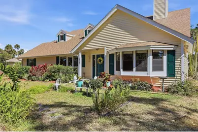 2020 E Dolphin Drive, Englewood, FL 34223 - Photo 2