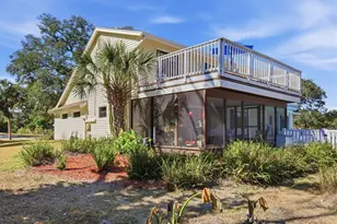 2020 E Dolphin Dr, Englewood, FL 34223 - Photo 44