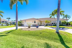 471 Capri Isles Ct, Punta Gorda, FL 33950 - Photo 2