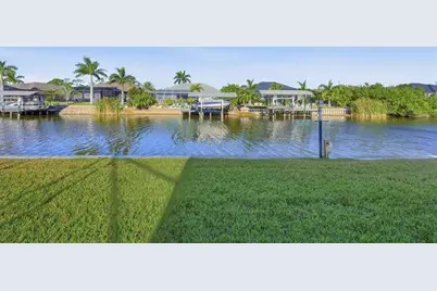 9185 Santa Lucia Drive, Port Charlotte, FL 33981 - Photo 24