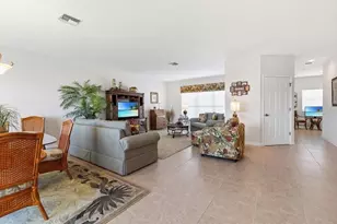 3927 Cape Haze Dr, Rotonda West, FL 33947 - Photo 10