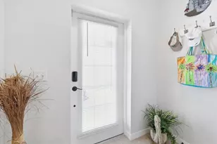 3927 Cape Haze Dr, Rotonda West, FL 33947 - Photo 4