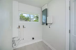 352 Oak St, Englewood, FL 34223 - Photo 28