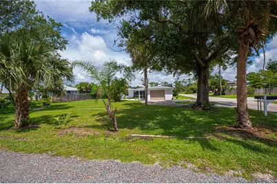 352 Oak Street, Englewood, FL 34223 - Photo 10