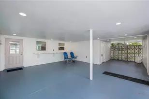 352 Oak St, Englewood, FL 34223 - Photo 14