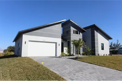 9574 Salt Lake Street, Port Charlotte, FL 33981 - Photo 4