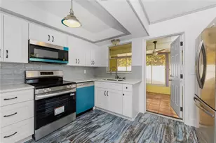 90 Wilhelm Dr, Englewood, FL 34223 - Photo 12