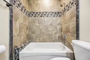 3923 Cape Haze Dr, Rotonda West, FL 33947 - Photo 32