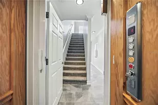 3923 Cape Haze Dr, Rotonda West, FL 33947 - Photo 4