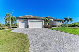 8290 Tracy Cir, Port Charlotte, FL 33981 - Photo 8