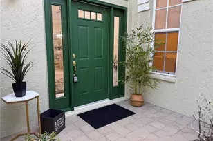 547 Fallbrook Dr, Venice, FL 34292 - Photo 2