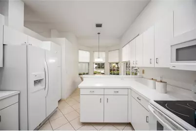 547 Fallbrook Drive, Venice, FL 34292 - Photo 12
