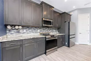 126 Hunter Rd, Rotonda West, FL 33947 - Photo 16